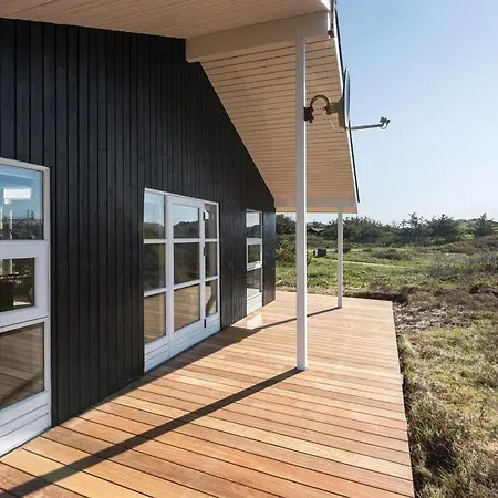 Janni - 250m From The Sea By Interhome *